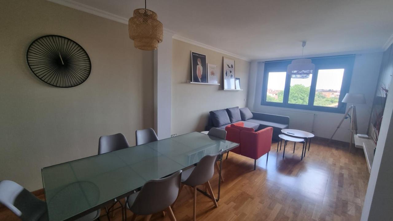 Piso Zona Hospital 6 Personas Appartement